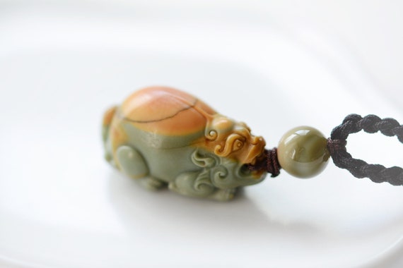 天然アラシャン岩手彫り貔貅ペンダント、天然アルクサオニキス 