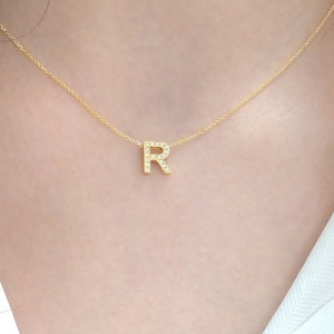 Dije de letra de diamante en oro macizo, collar de inicial personalizado con diamante, delicado monograma de letra de diamante, regalo personalizado