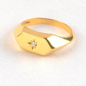 14k Pinky Diamond Ring, Solid Gold Hexagon Ring, NORTH STAR Signet Ring for Women, Stackable Minimalist Design, Delicate Fine Jewelry Gift