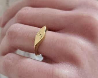Custom signet ring made of solid gold, Personalised ring with any engraving, Pinky finger ring, Tiny monogram ring, Anniversary gift  RN397