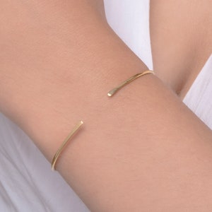 Handmade solid gold bangle Bracelet for everyday, Tiny open bangle bracelet in any size, Classic open bangle bracelet for anniversary gift