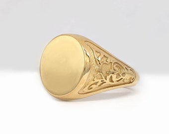 Unisex Oval custom signet ring in solid gold,  Personalized solid gold ring for women and men, Custom engraving, Unique Gift for all RN385