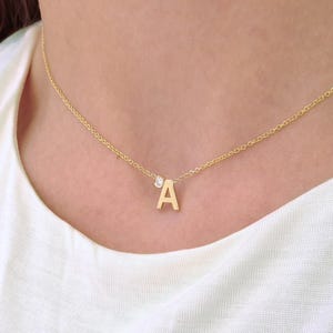 Collar con inicial de oro macizo y bisel de diamantes naturales, monograma de regalo de cumpleaños personalizado, collar de diamantes, CUALQUIER LETRA Oro real de 9k a 18k