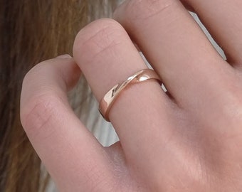 Solid gold Mobius Ring, Eternity love wedding Ring Twist Engagement Ring, Promise Matching Band, Infinity wedding Band,  Couples Ring, RN110