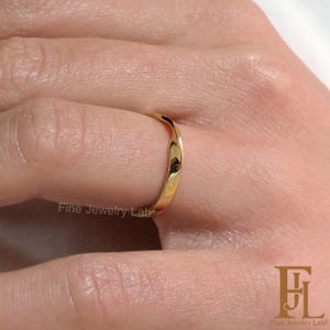 Solid gold Mobius Ring,  Infinity wedding Band, Twisted Couples Ring in solid gold, Unisex Promise Band, Twist Engagement Ring