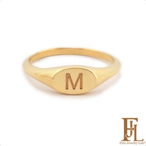 14k Gold Pinky Ring for Women, Solid Gold Monogram Signet Ring, Minimal Chic Statement Women Ring, Personalised Anniversasry Gift for Her