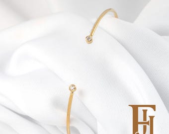 Bracciale rigido aperto in oro massiccio, polsino con diamanti naturali