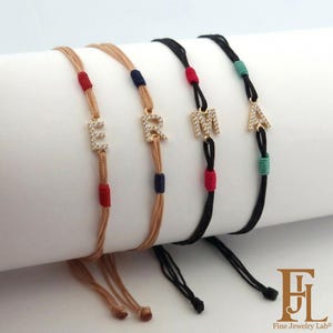 14k solides Gold Buchstaben Makramee Armband mit winzigen natürlichen Diamanten, verstellbares Anfangsarmband, personalisiertes Geschenk