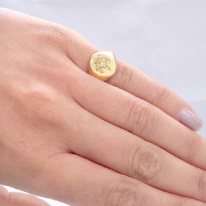 Anillo de sello personalizado ovalado en oro macizo, anillo monograma de oro macizo para mujer, anillo de sello personalizado para ella, regalo personalizado único RN345 imagen 6