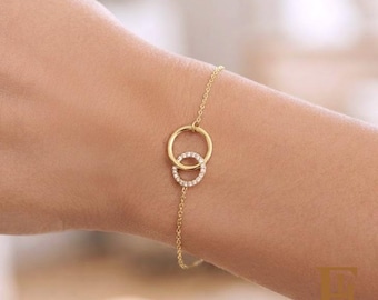 Dainty Solid Gold Interlocking Circles Diamond Bracelet, Real Gold Chain