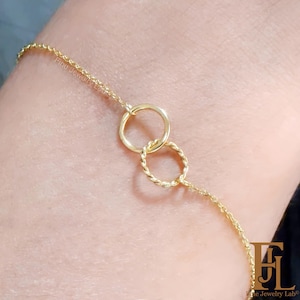 Solid Gold Interlocking Circles Bracelet, Best-Friend Gift
