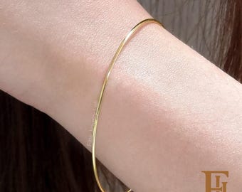 Thin slip on solid gold bangle bracelet, Dainty bracelet for everyday use, Hand Forged Stacking bracelet, Classic 14k SOLID GOLD bangle 1mm