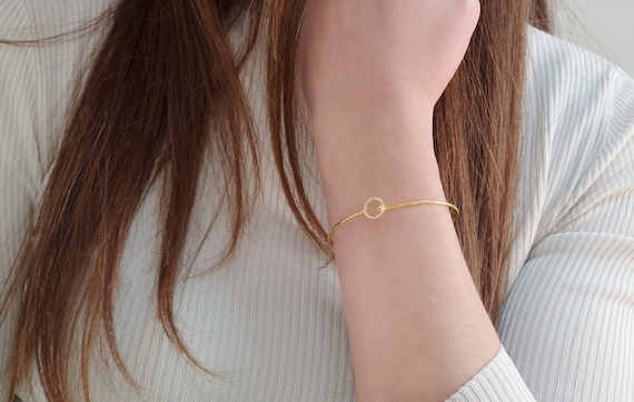Circle Diamond Bangle Bracelet in Solid Gold Solid Gold Bracelet