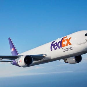 Expedited shipping with DHL express, FedEx or DHL courier company, Minimize the delivery time of your order