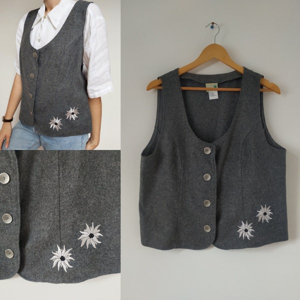 Vintage trachten vest / Women Vest/ Size M-L / Wool Vest / Wool Waistcoat / Trachten Waistcoat / Gray Waistcoat