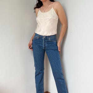Levis 501 Vintage W28 L32 / Medium Blue wash Made in UK 90s / Vintage Levi&#39;s Straight Leg Red Tab Slim Fit