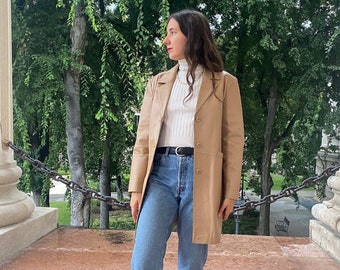 Lederjacke in Beige / Größe S-M / Vintage Elegante Lange Lederjacke - Minimalistische Jacke mit Kerbkragen