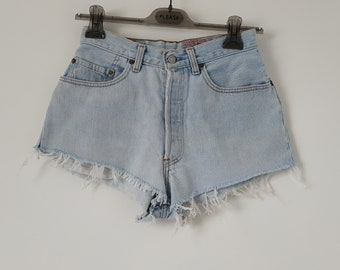 Vintage Levis 901 summer shorts / 901 Made in Usa 90s  / Booty Rip Levi's / Distressed Levi's