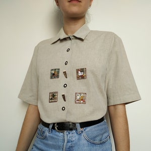 Vintage Folk Blouse with Peasant Embroidery / Size M/ Trachten Shirt / Austrain Shirt / Beige Cotton Shirt / Short Sleeve Shirt
