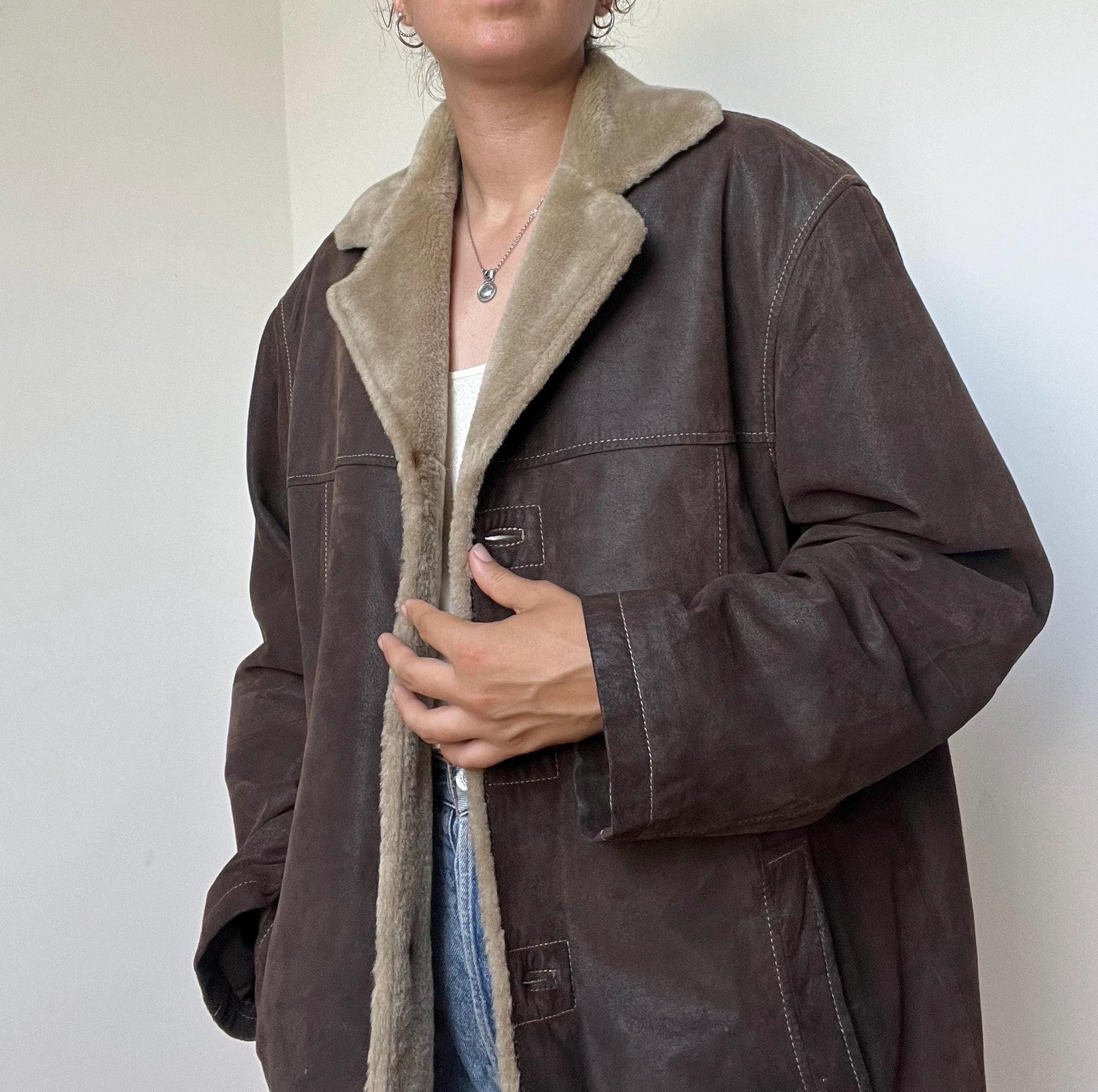 Red leather bomber France