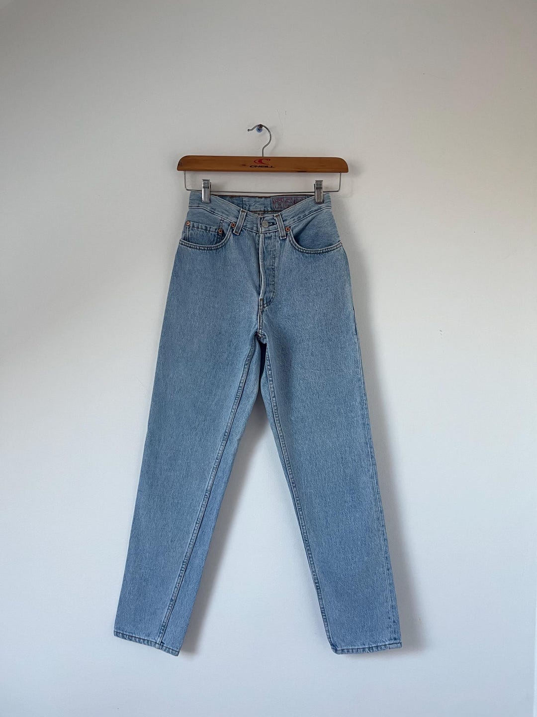 Jeans Legging Levi's Dark Wash Taille W25 L30 - Occasion Très Bon état Délavé