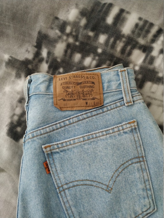 Vintage Levis 881 jeans / Levi's Mom Jeans high waisted Light blue -   Portugal