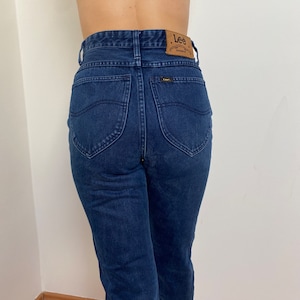 Classic Dark Blue High-Waisted Slim Fit Lee Rider Gossip Jeans / Size Small