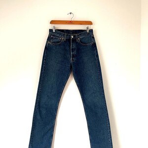 Levis 501 Jeans W30 L34 / Dark Blue Wash / 90s Straight Leg 