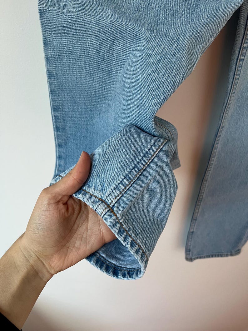 Vintage Levis 901 jeans W28 L30 Light Blue Wash 90s Levis Jeans image 12