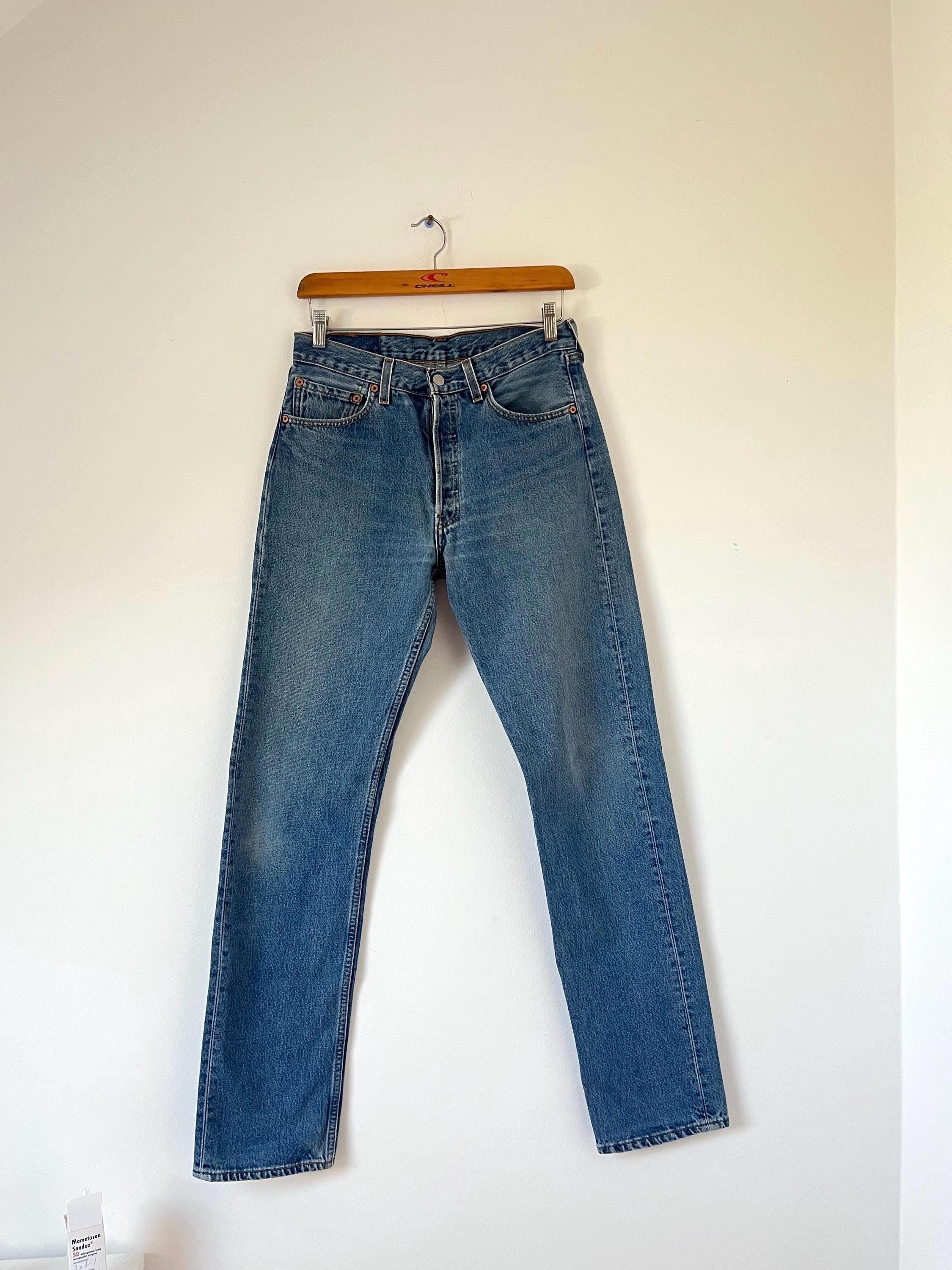 Levi’s 501 W30 ビンテージ　古着 Vintage Levis 501 W30 L36 Levi's 501 Men Jeans / Medium Blue Wash