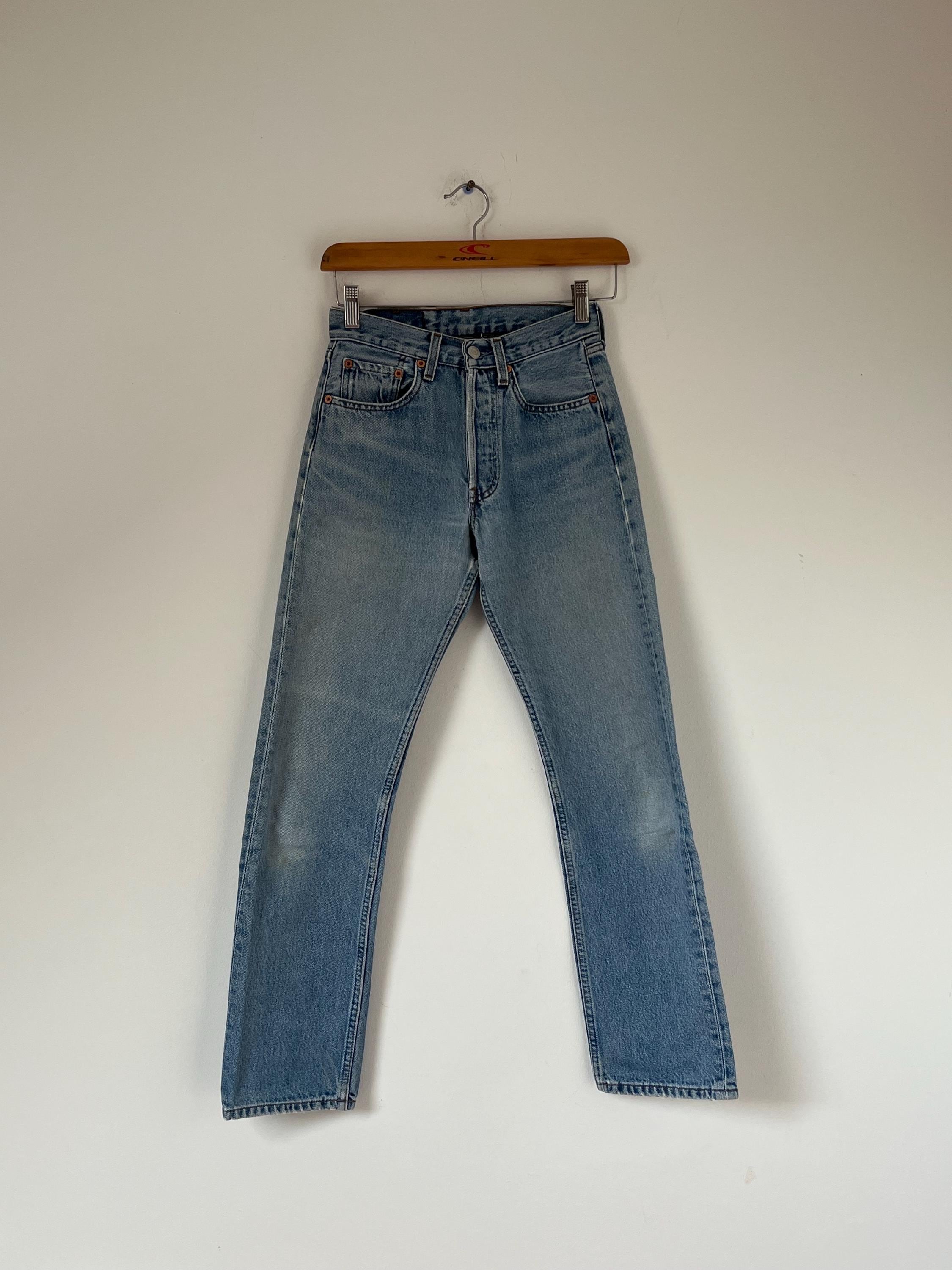 Ｋ.　Levi's 501 W24 L30 アメリカ購入 Levi's 501 Vintage W24 L30 / 90s Light Blue Wash Jeans / Straigh