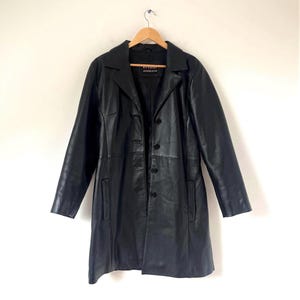 Vintage Black Soft Leather Coat – 90s Minimal Long Leather Jacket – Classic Button Up Tailored Coat – Size M-L Python