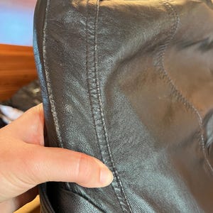 Vintage 90er Jahre Herren schwarze Lederjacke XL - Übergroßer Echtleder Reißverschlussmantel - Retro minimalistische Streetwear-Oberbekleidung Bild 14