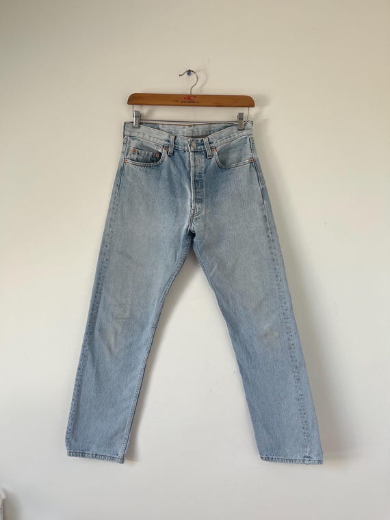 Levis 501 W30 L32 Levi's 501 Jeans / Light Blue Wash Jeans