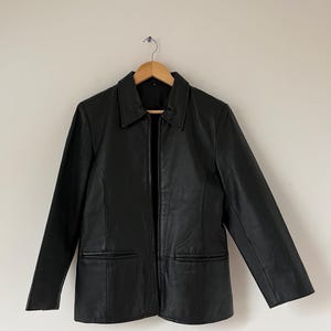 Vintage Leather Biker Jacket for Women in Black / Size S / Genuine Leather Moto Jacket / Edgy Y2K Style Short Zip Up Classic