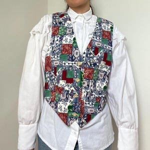 Vintage Patchwork Vest for Women – Size Medium - Colorful Vest Unique Cottagecore Style 100% Cotton Colorful Boho Waistcoat Festival Style