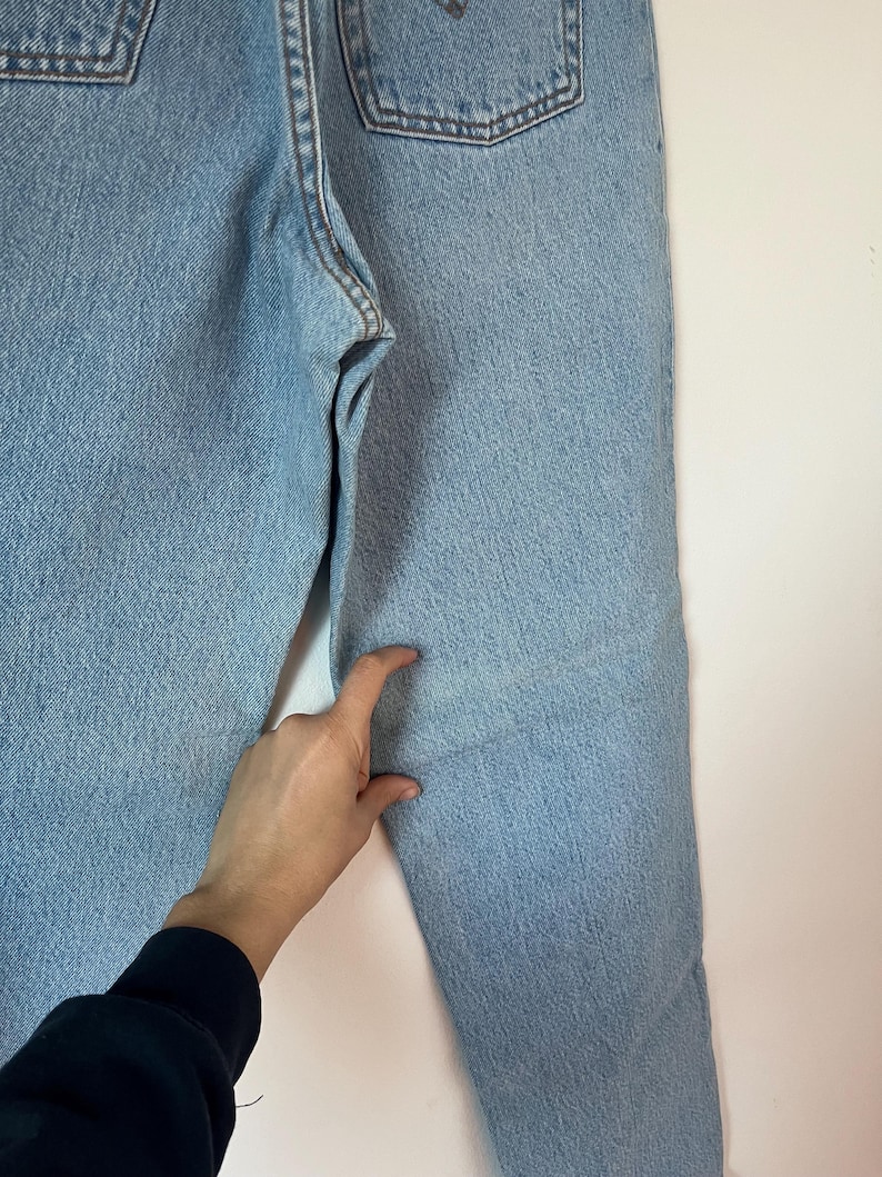 Vintage Levis 901 jeans W28 L30 Light Blue Wash 90s Levis Jeans image 11