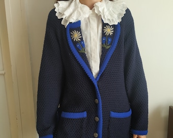 Vintage Wool Cardigan in Dark Blue / Size M-L / Knitted Wool Embroidered Austrian Trachten