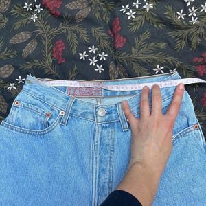 Vintage Levis 901 jeans W28 L30 Light Blue Wash 90s Levis Jeans image 9