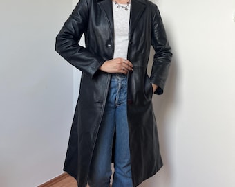 Vintage Black Real Leather Trench Coat for Women – Classic Long Vintage Black Real Leather Trench Coat for Women – Classic Long