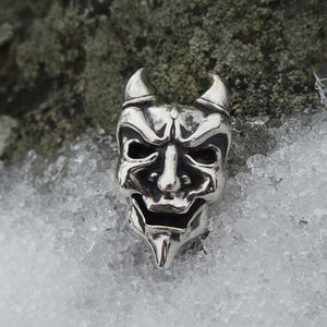 Expanse Amos Silver Oni Mask