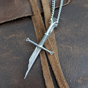 Narsil Aragorn&#39;s Sword Silver Pendant