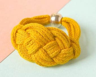 Padrão de pulseira de macramê - Tutorial de pulseira de macramê para iniciantes - Pulseira de nó de marinheiro