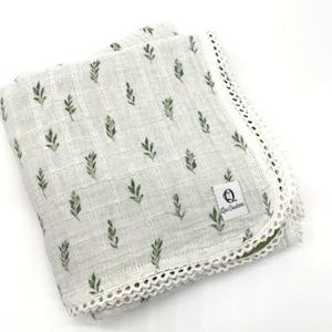 Double Gauze Blanket with Leaf Print and Cotton Lace Edging