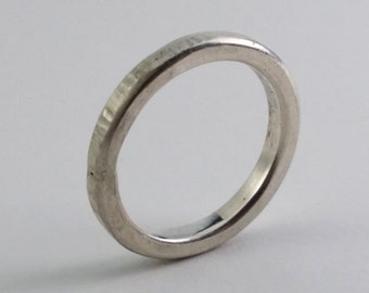 narrow ring forged in silver, slip-on ring unisex, handmade