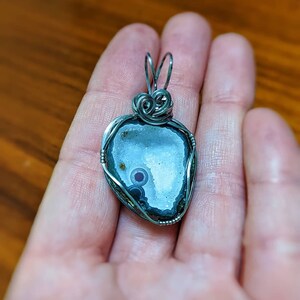 Tabasco geode pendant