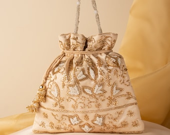 Bolso de novia con cuentas: bolso de boda indio de satén color crema bordado a mano