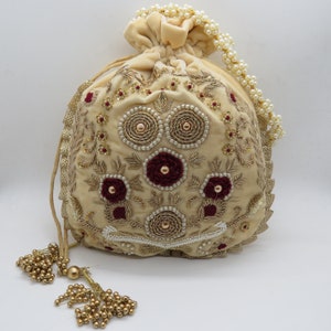 Zardosi Embroidered Potli Bag: Indian Wedding Favor Purse