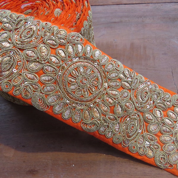 Travail décoratif de fil d’or perles sequin indien Saree Lace Bordure Tissu de soie Embellissement Garniture garniture par cour Crafting Ruban Tape