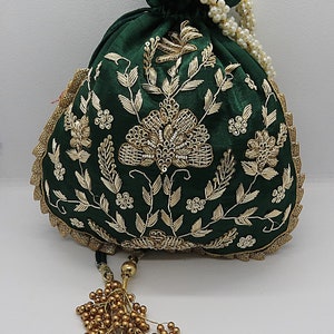 Hermoso bolso de mano indio con bordado zardosi para novias y bodas, bolso de seda para recuerdo de Acción de Gracias, bolso con cordón y bordado floral.